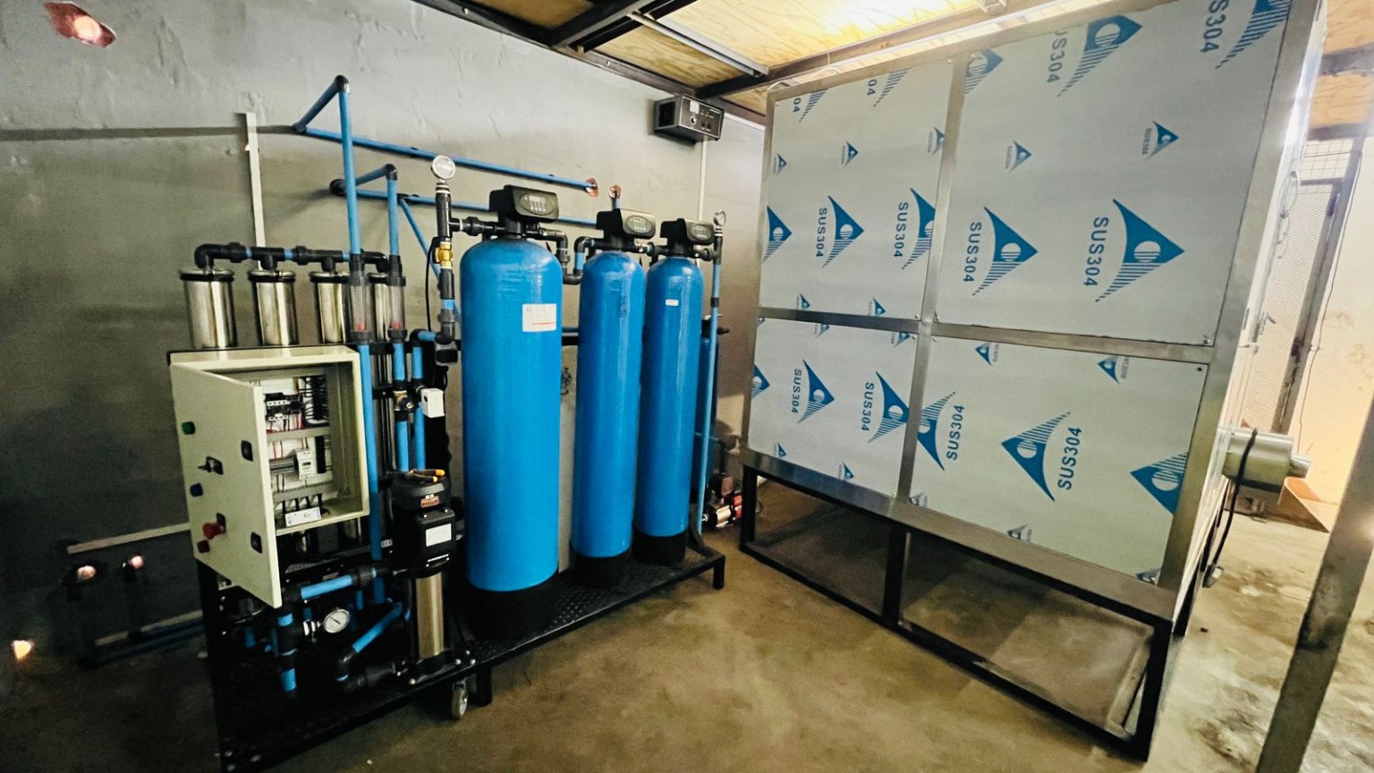 Jayson’s Gas — Water & Ice Production project photograph